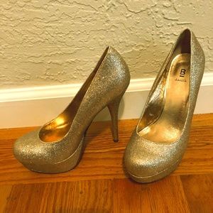 Bakers Victoria G Gold heels